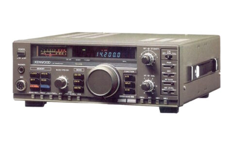 galleria-kenwood-ts-140s-transceiver